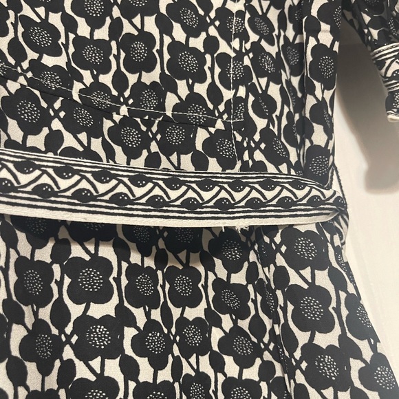 NWT Button-down Dress size M - Picture 5 of 6